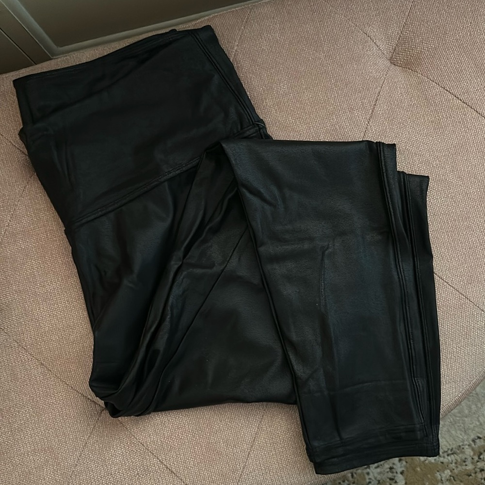 High rise and skinny faux leather leggings. Never worn